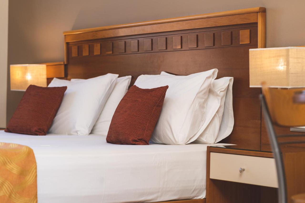 Helios Apartments Kato Daratso Ngoại thất bức ảnh
