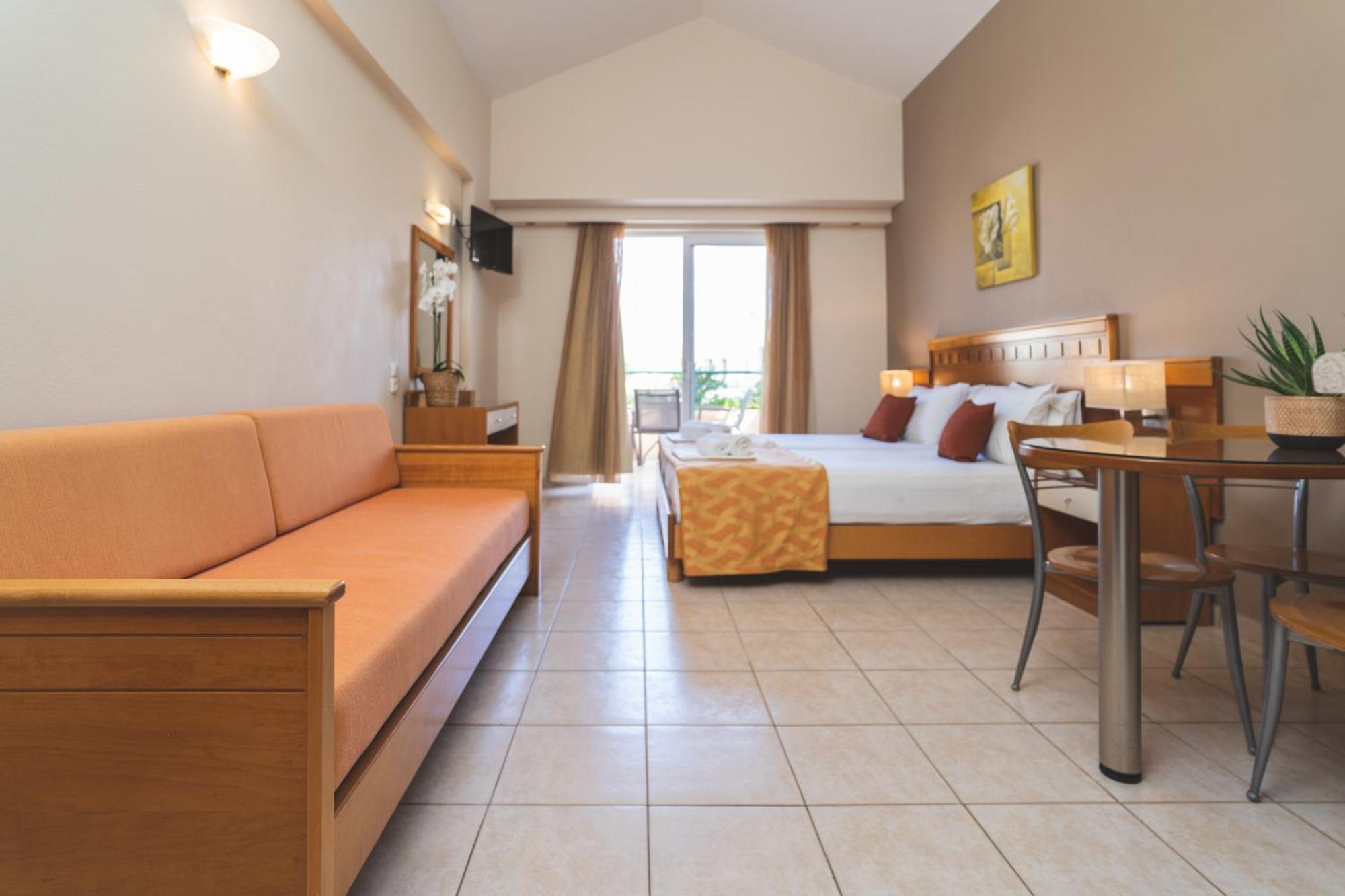 Helios Apartments Kato Daratso Phòng bức ảnh