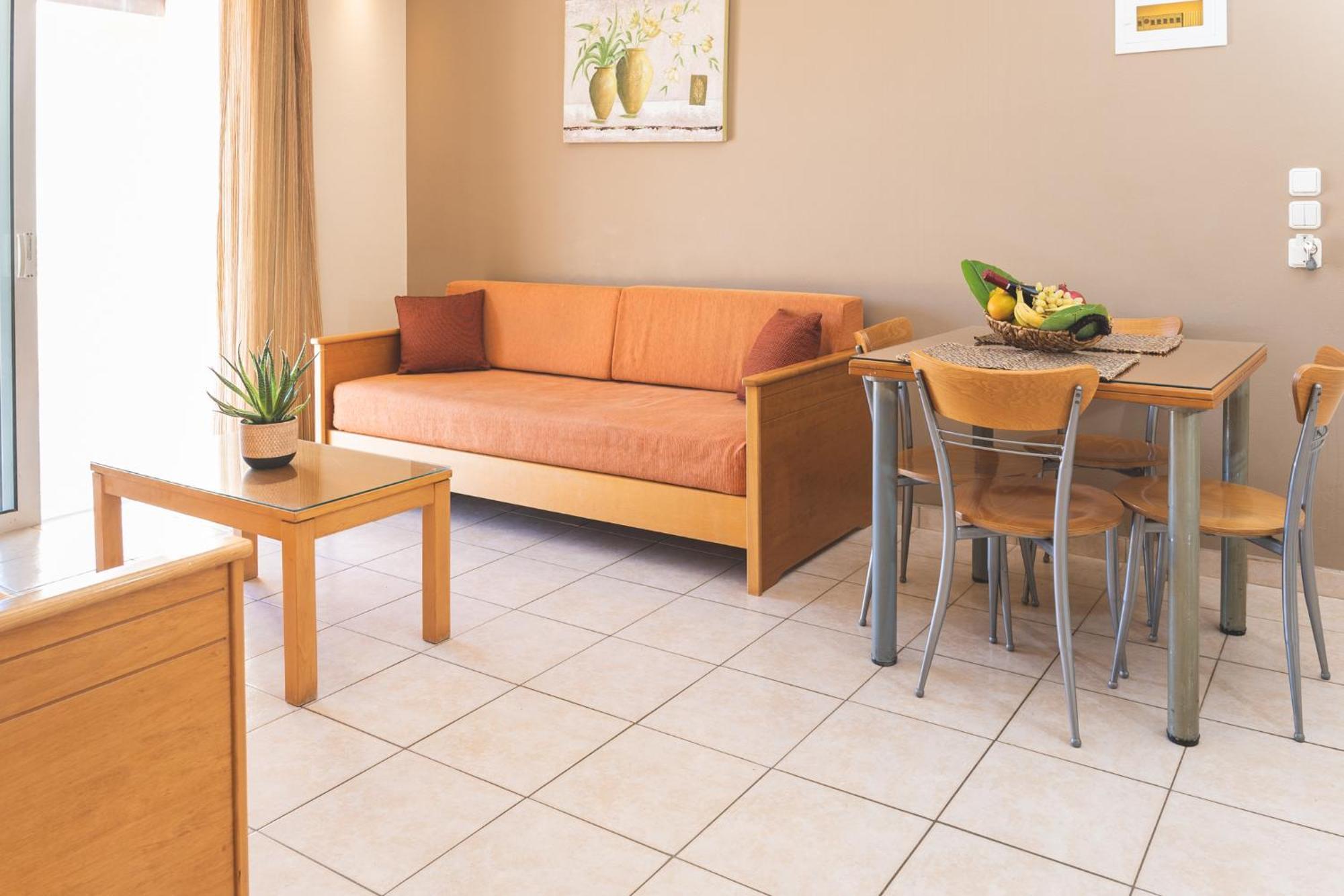 Helios Apartments Kato Daratso Phòng bức ảnh