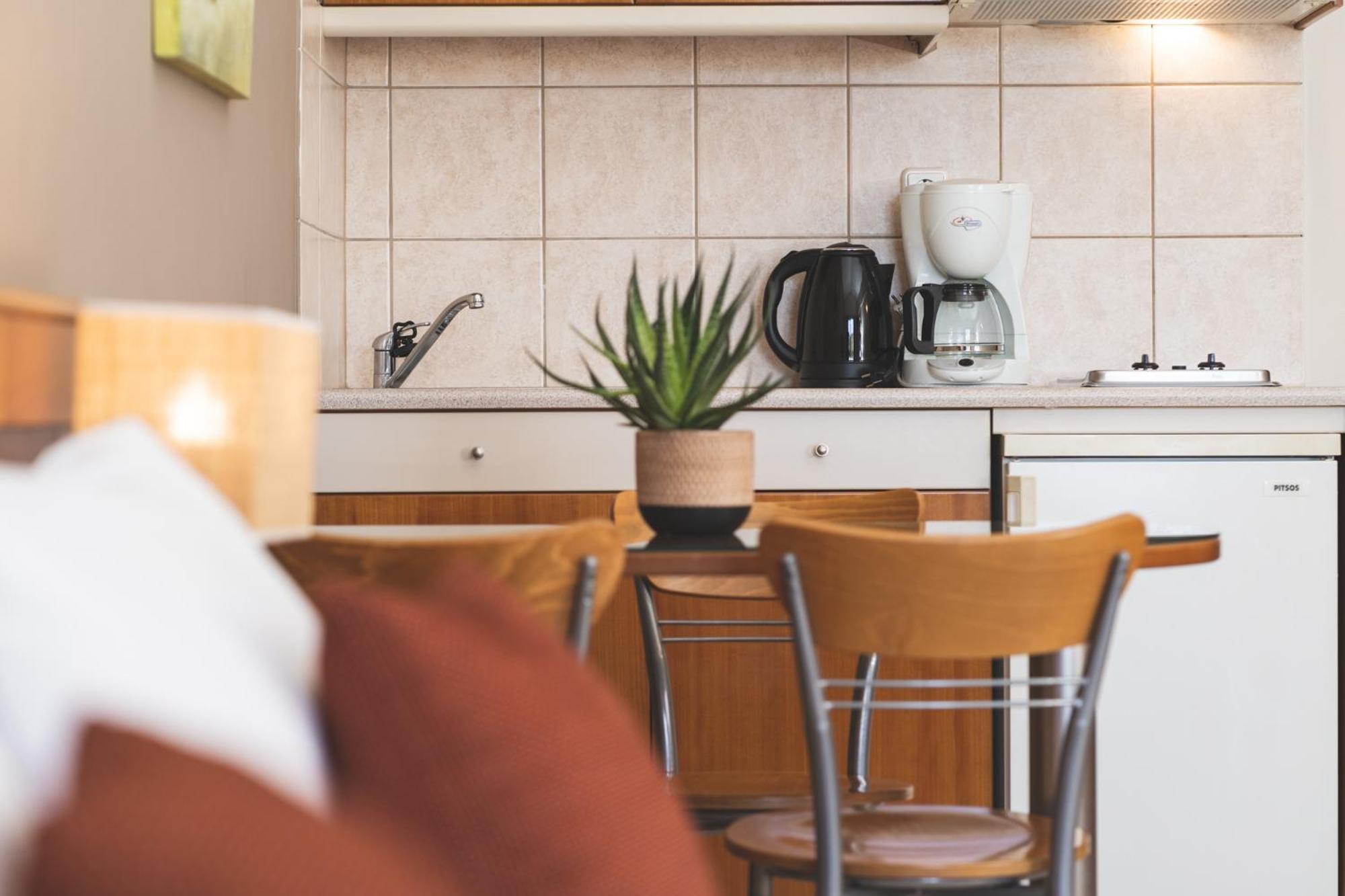 Helios Apartments Kato Daratso Phòng bức ảnh
