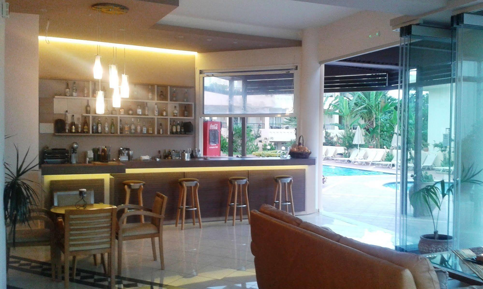Helios Apartments Kato Daratso Ngoại thất bức ảnh