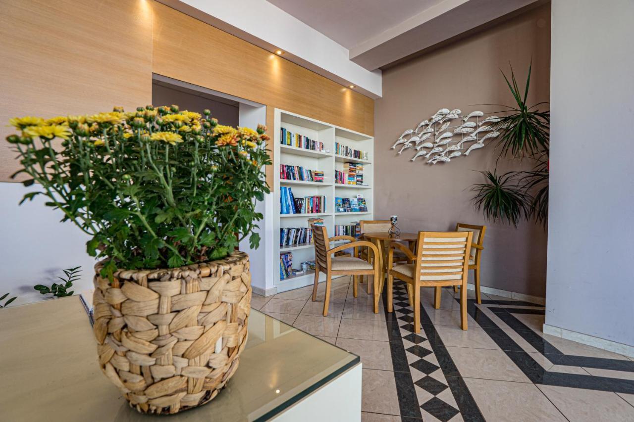 Helios Apartments Kato Daratso Ngoại thất bức ảnh